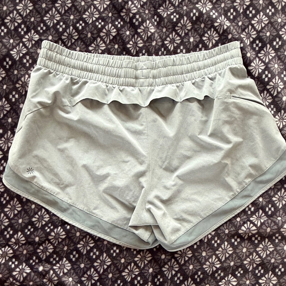 Athleta Mesh Racer Run Shorts 4”
